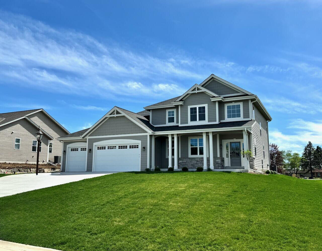 Property Photo:  S54w25487 Pebble Brook Ct  WI 53189 