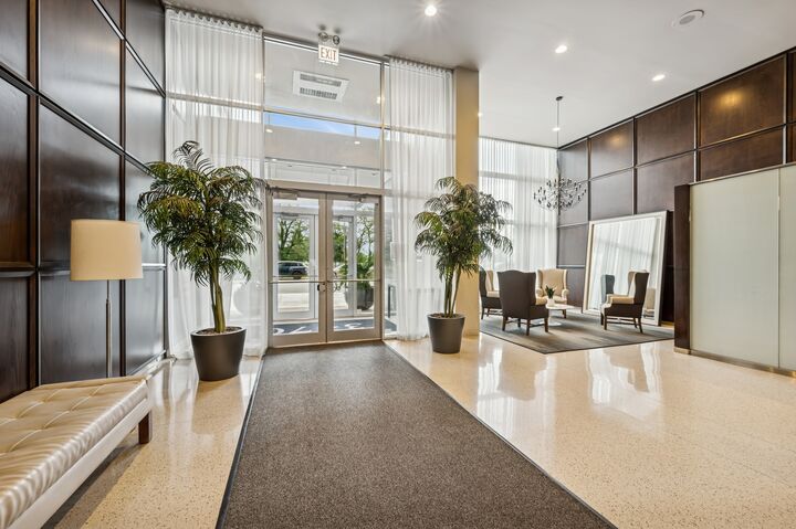 Property Photo:  3470 N Lake Shore Drive 9bc  IL 60657 