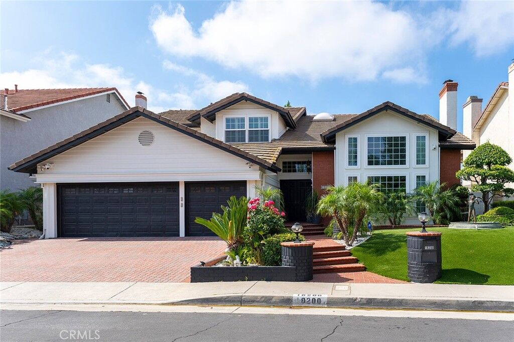 Property Photo: 18200 Sandringham Court CA 91326