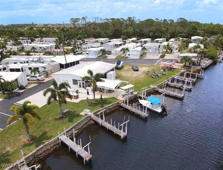 Property Photo:  113 Willow Lane 21  FL 34114 