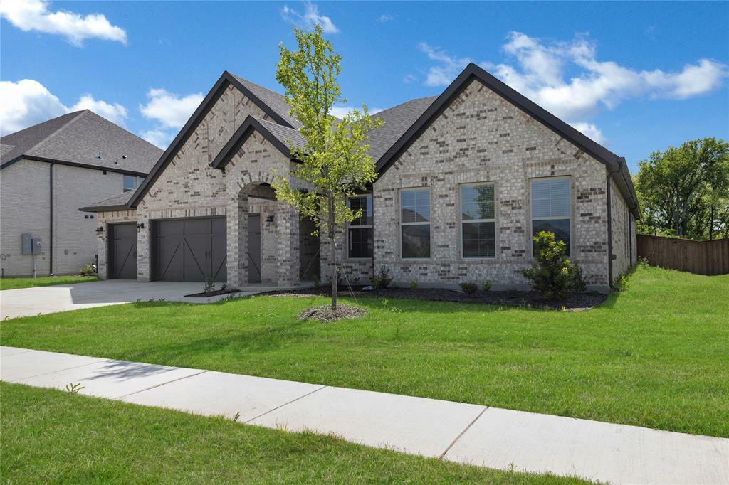 Property Photo: 316 Forest Hill Lane TX 75409