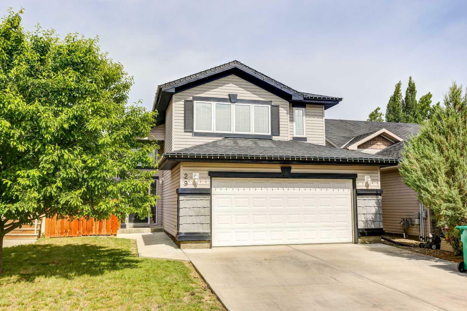 29 Coalbanks Links W  Lethbridge AB T1J 4R8 photo