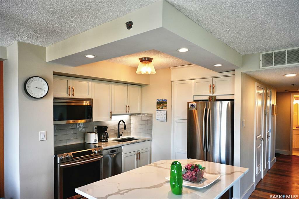 320 5th Avenue N 1106  Saskatoon SK S7K 2P5 photo