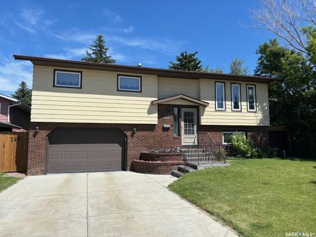 247 Whitecap Crescent  Saskatoon SK S7M 5C6 photo