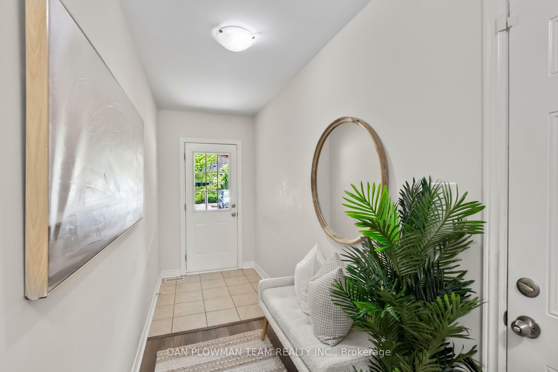 Property Photo:  285 Finch Avenue 14  ON L1V 0E6 