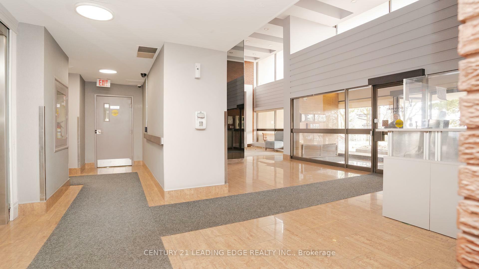 Property Photo: 177 Linus Road 1406 ON M2J 4S5