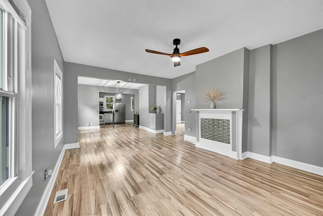 Property Photo: 23 Stringer Street SC 29627