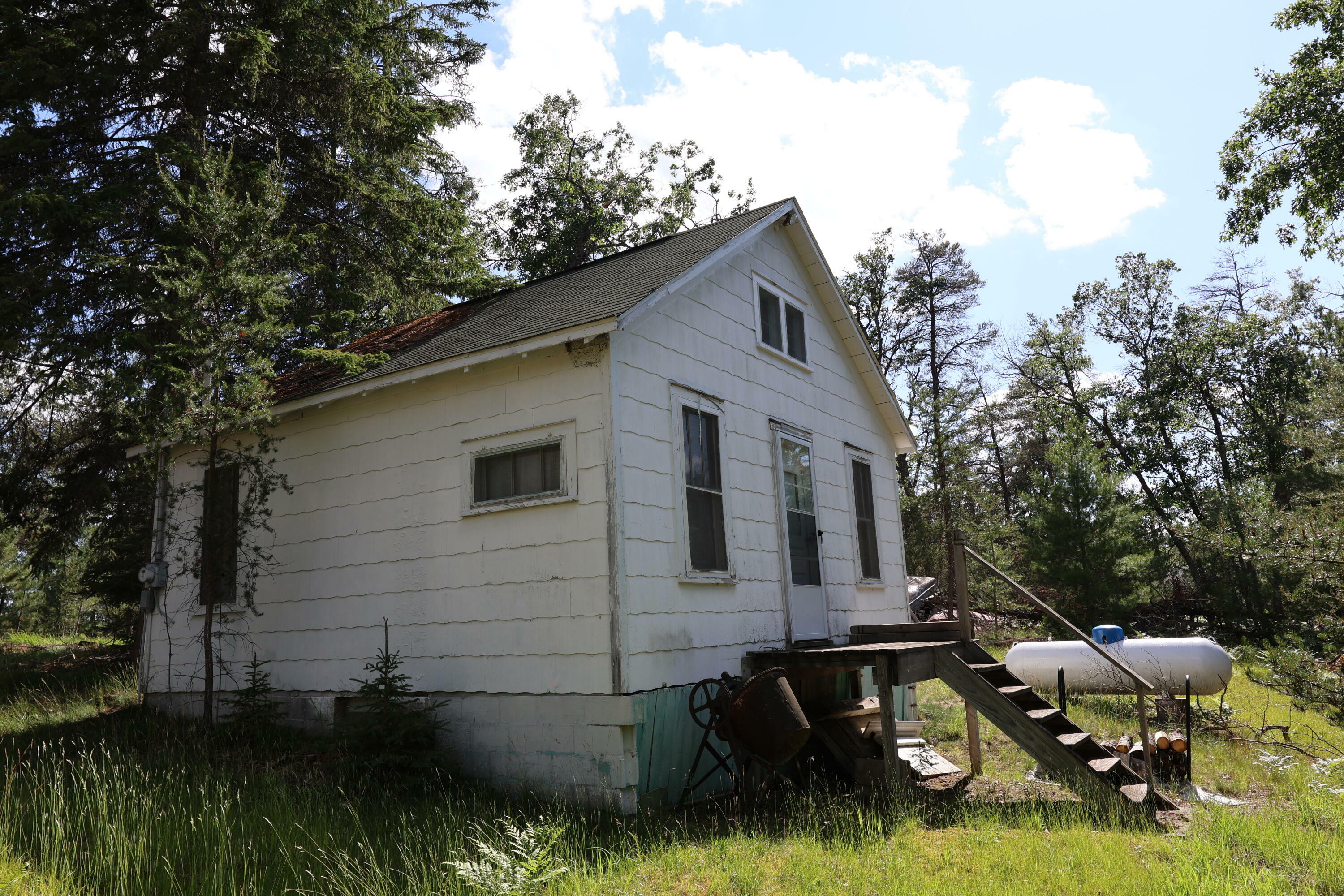 Property Photo: 22343 Shelton Trail MI 49709