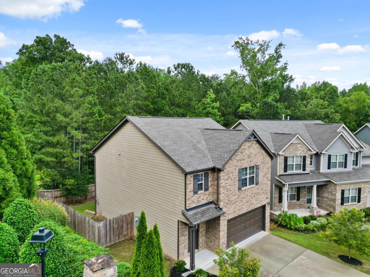 Property Photo:  2301 Red Hibiscus Court  GA 30331 