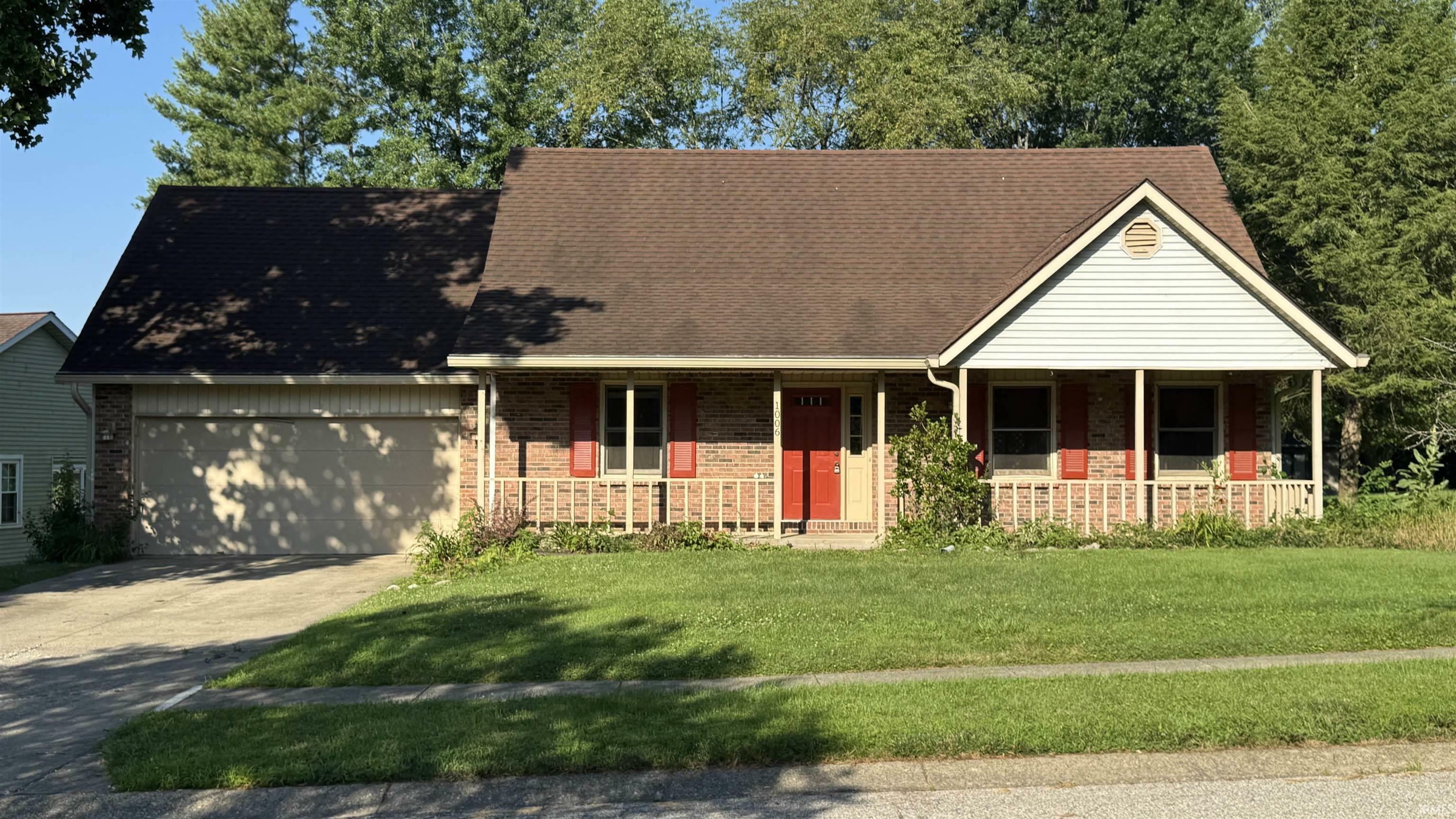 Property Photo:  1006 S Carleton Court  IN 47401 