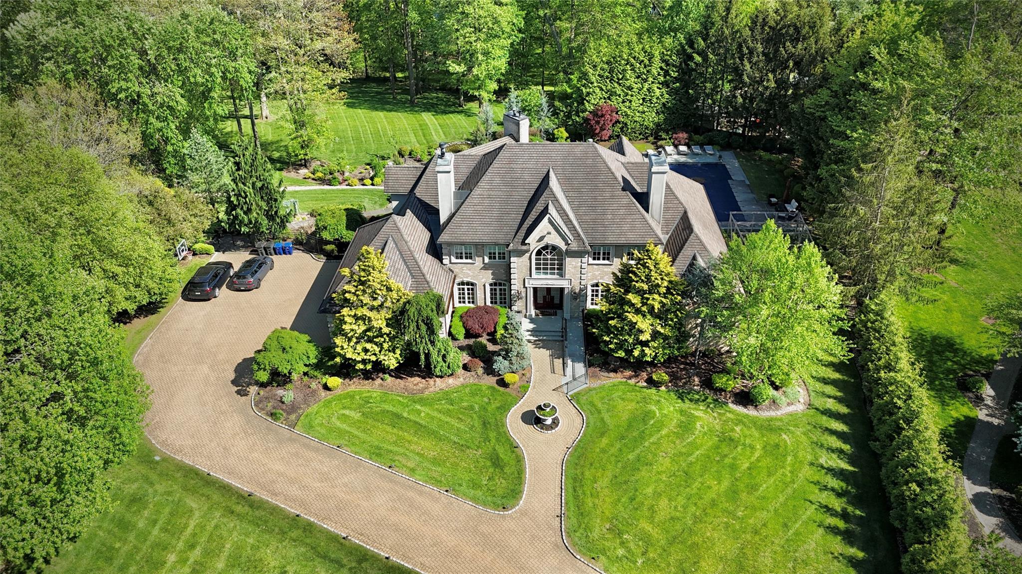 4 Friar Tuck Court  Orangeburg NY 10962 photo