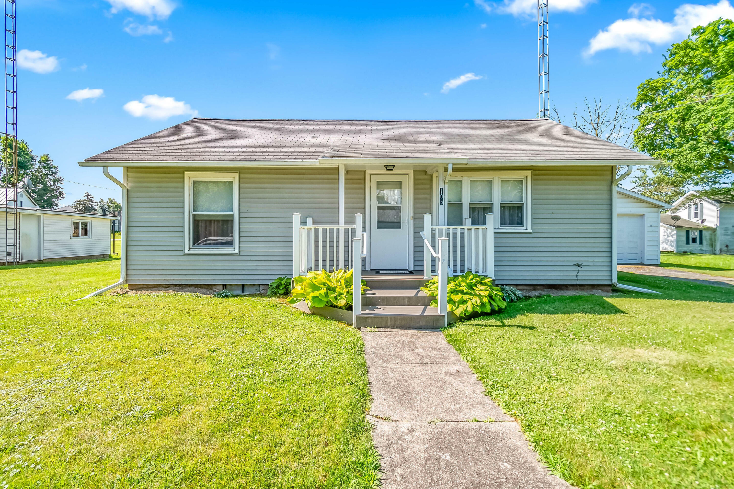 Property Photo: 105 Hillsdale Street MI 49288