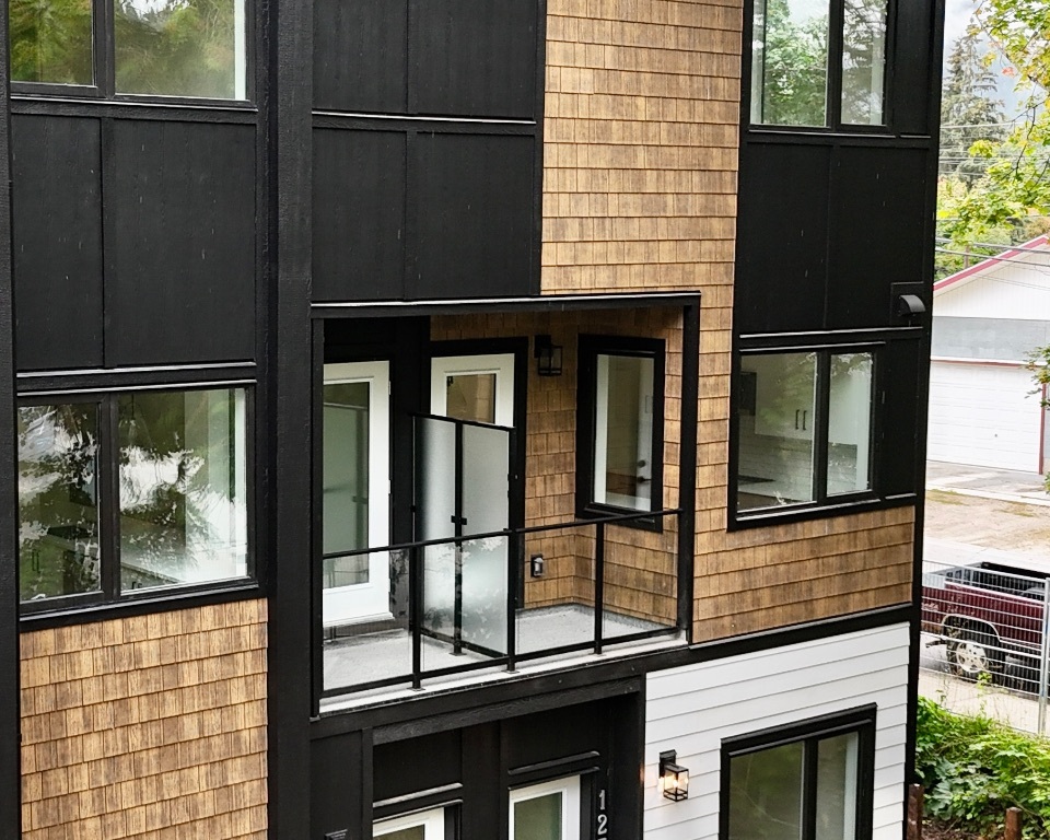 Property Photo: 1213 Douglas Street W BC V0E 2S0