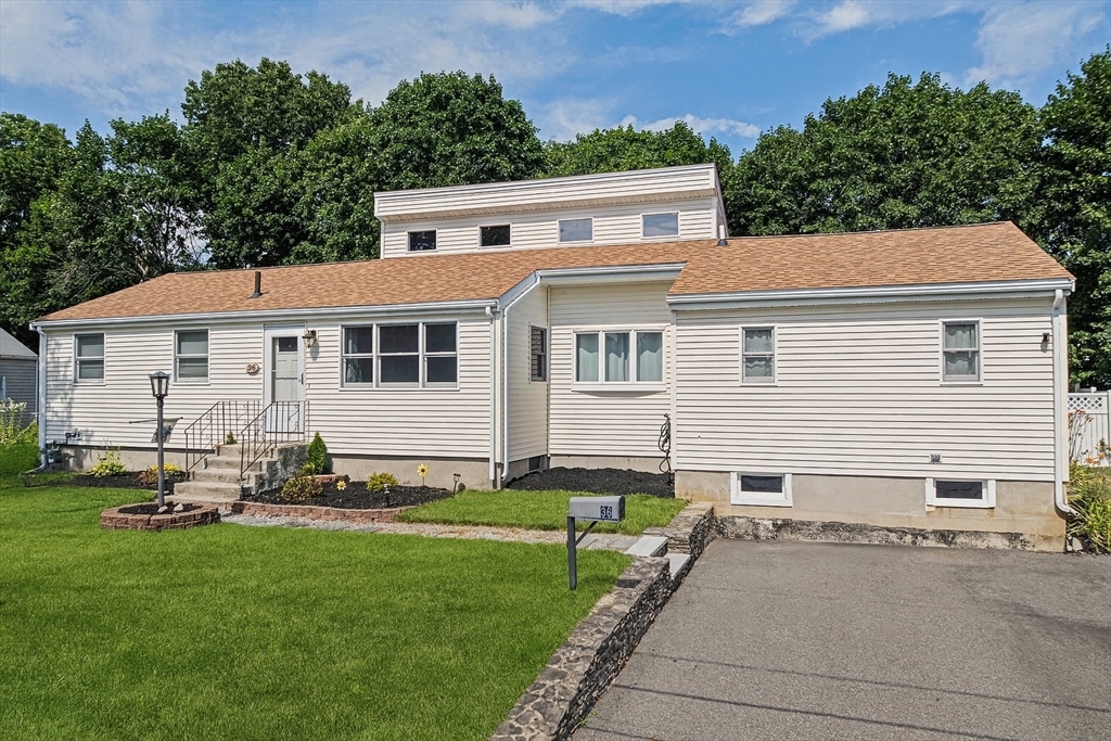 Property Photo: 36 Huggins Rd MA 02370