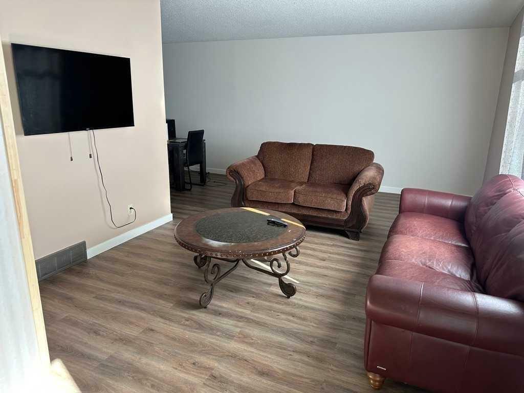 Property Photo: 3607 20 Avenue S AB T1K 4G5