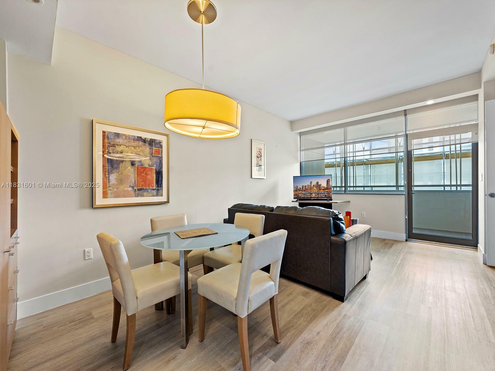 Property Photo:  1395 Brickell Ave 3310  FL 33131 