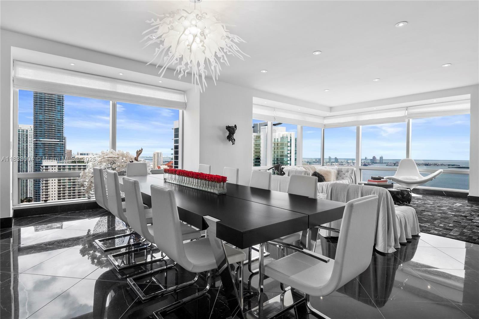 Property Photo:  1425 Brickell Ave 42E  FL 33131 