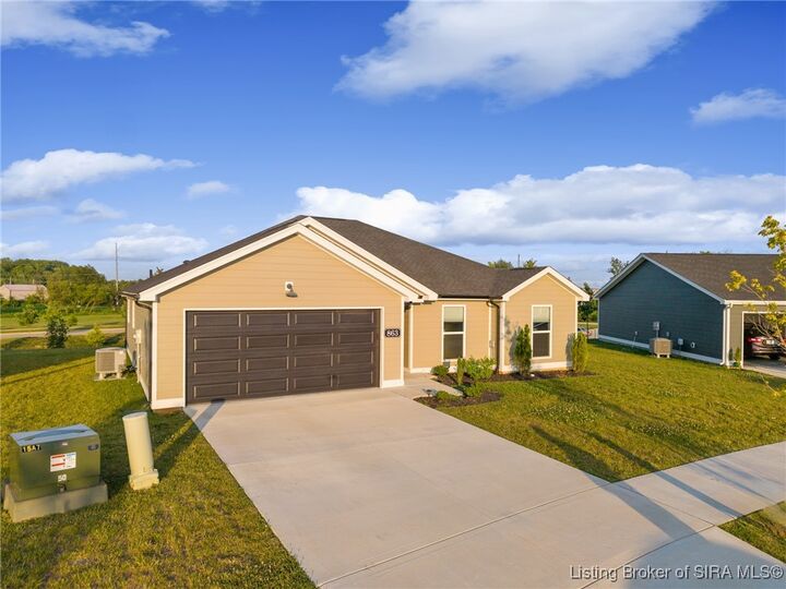 Property Photo: 863 Wolf Run Park Boulevard IN 47130