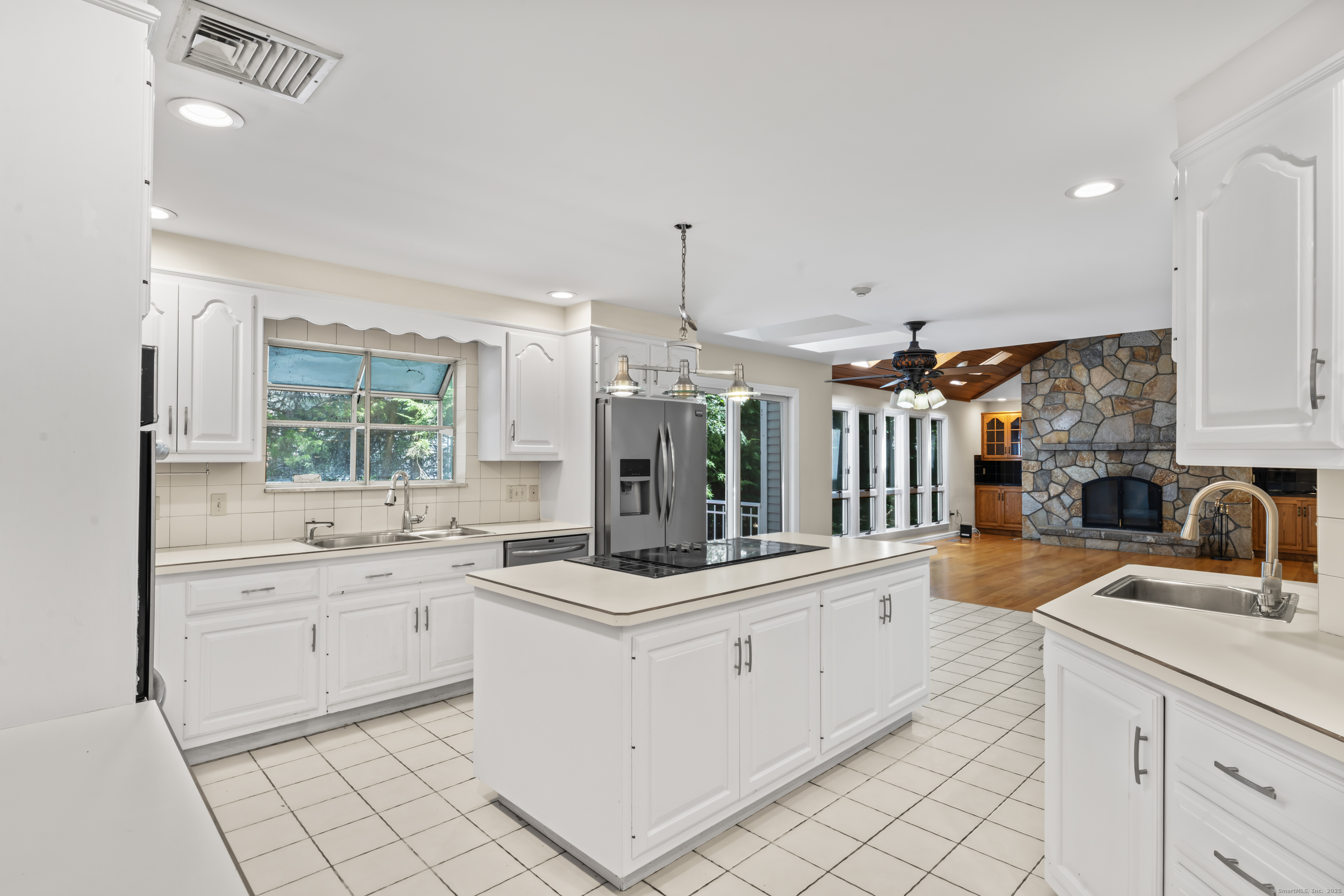 Property Photo:  501 Woodbine Road  CT 06903 