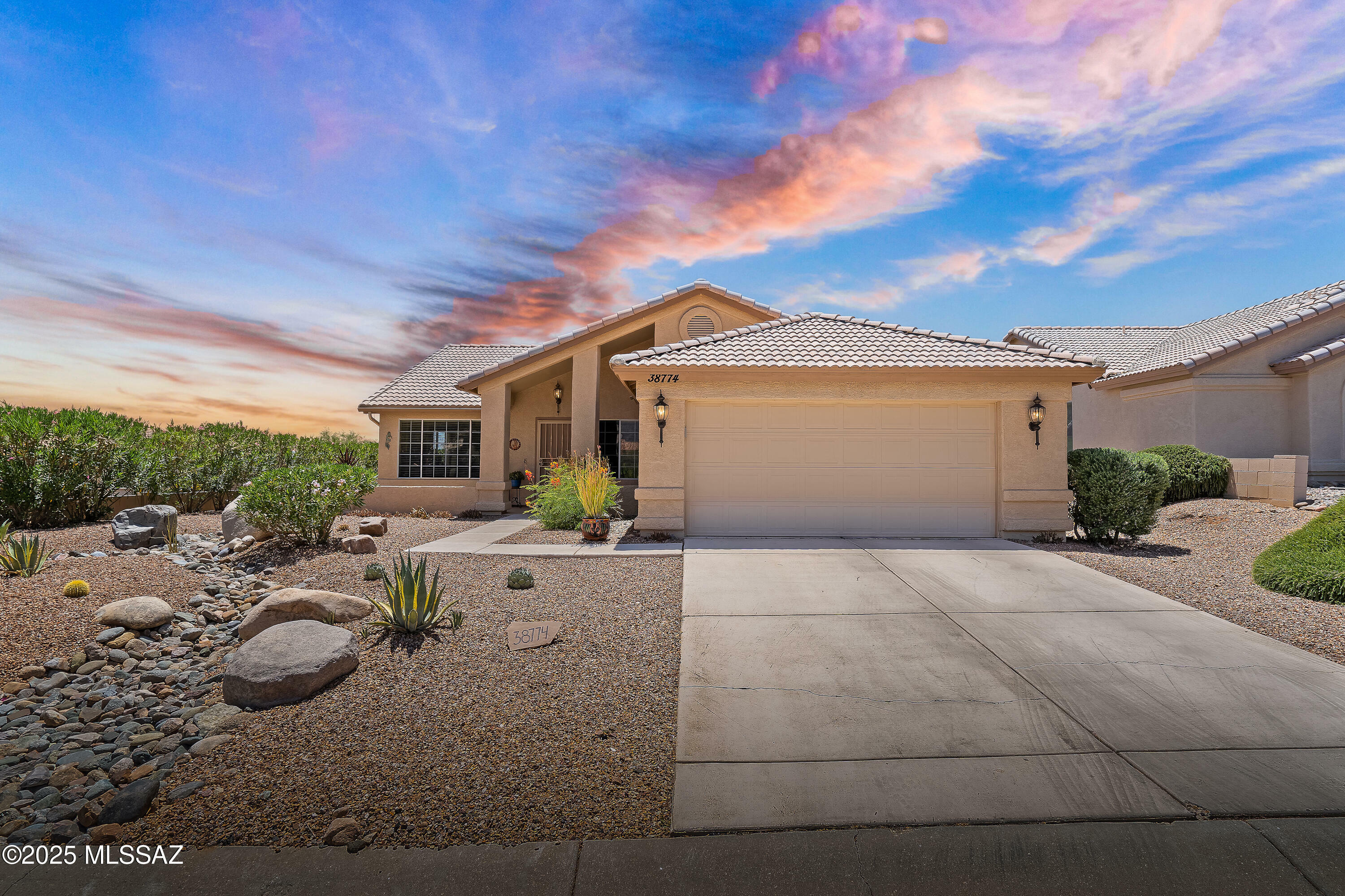 38774 S Desert Bluff Drive  Saddlebrooke AZ 85739 photo