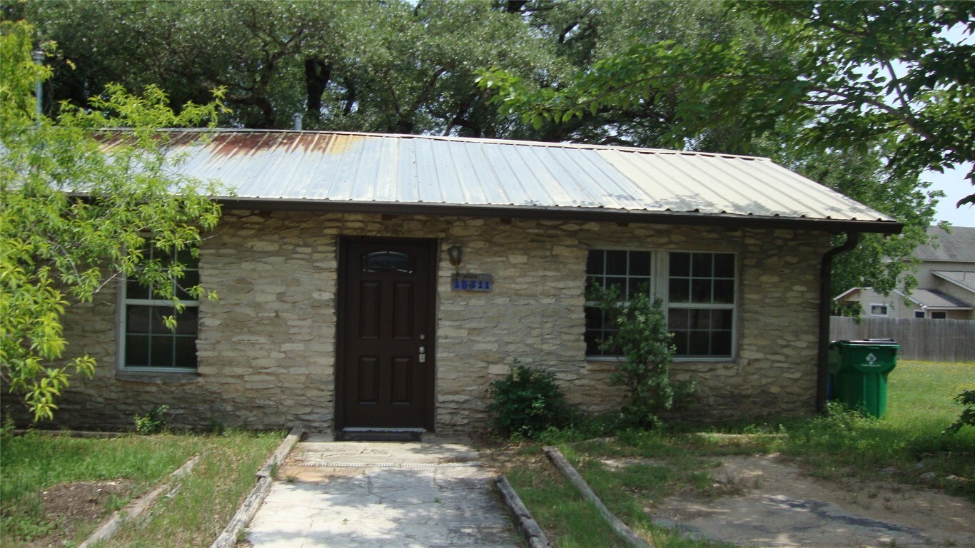 18311 Redbud Lane  Jonestown TX 78645 photo