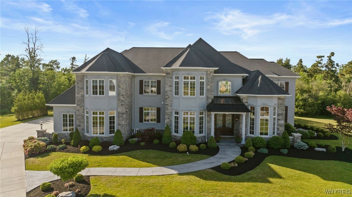 5558 Herons Glen  Clarence NY 14031 photo