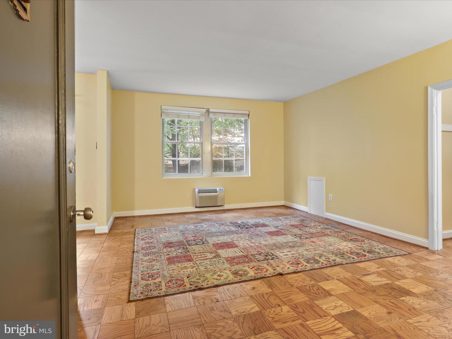 Property Photo: 3051 Idaho Avenue NW 101 DC 20016