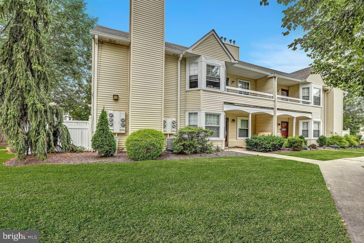Property Photo: 202 Mill Run Court NJ 08520