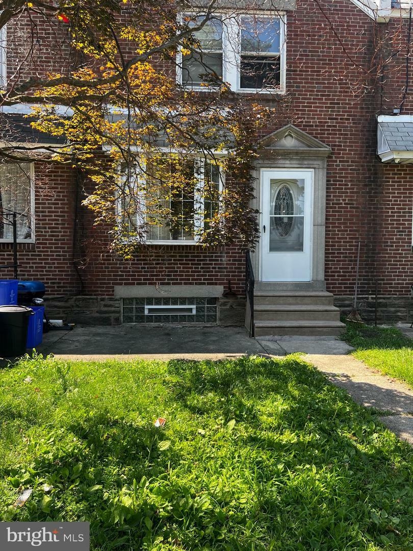 Property Photo: 6038 Hasbrook Avenue PA 19111