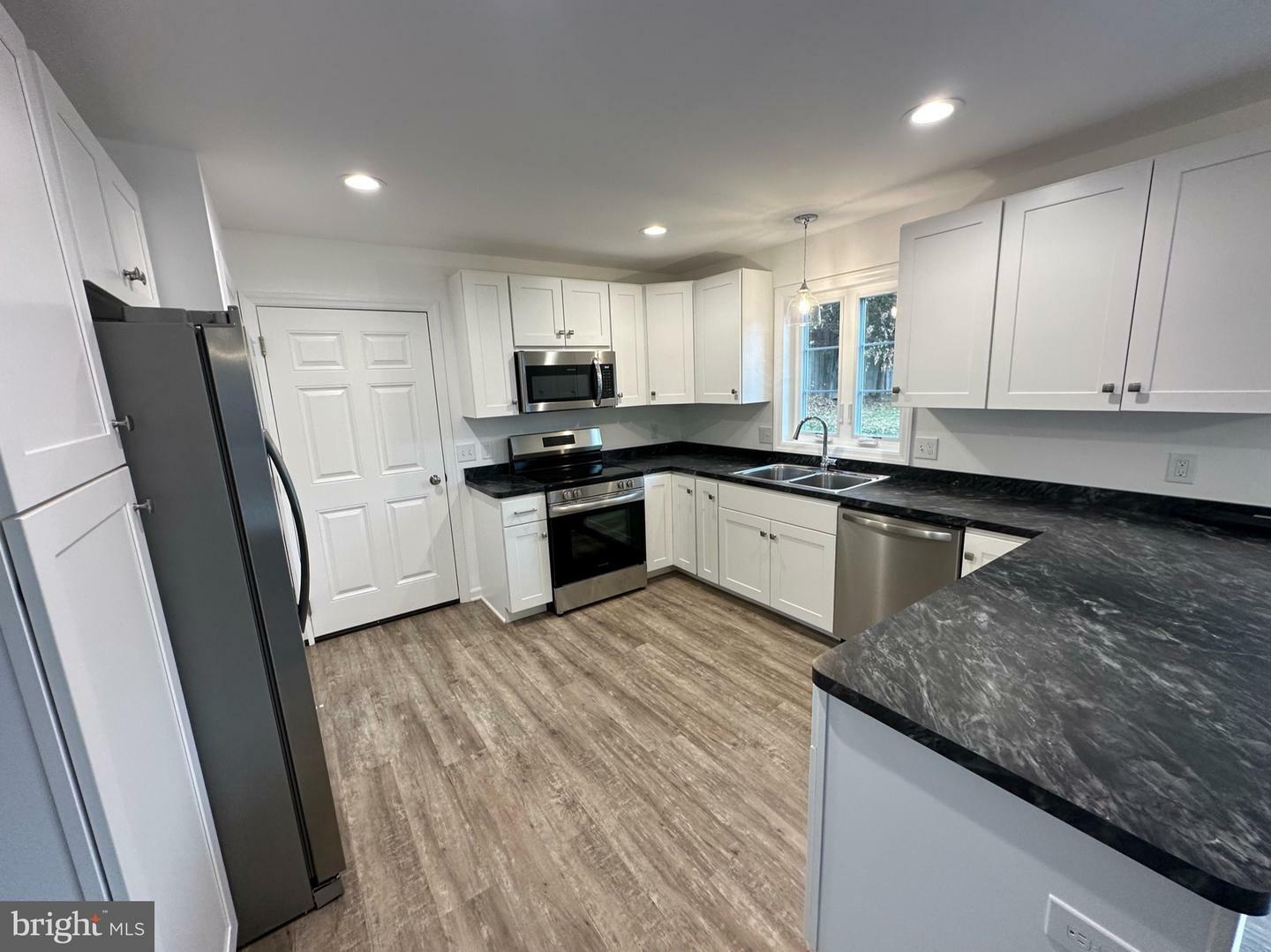 Property Photo: 723 Pink Alley PA 17552