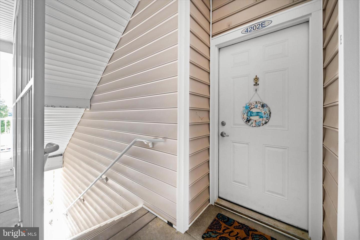 Property Photo:  4202E Summer Brook Way 4202E  DE 19963 