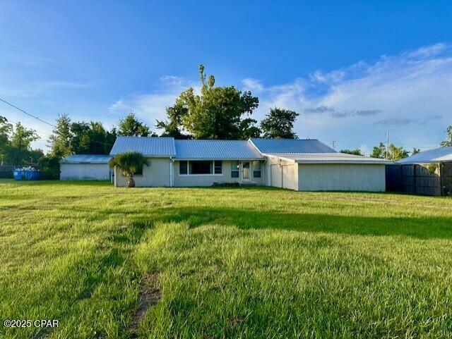 Property Photo: 4949 E 2nd Street FL 32404
