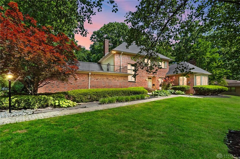 Property Photo:  169 Trailwoods Drive  OH 45415 