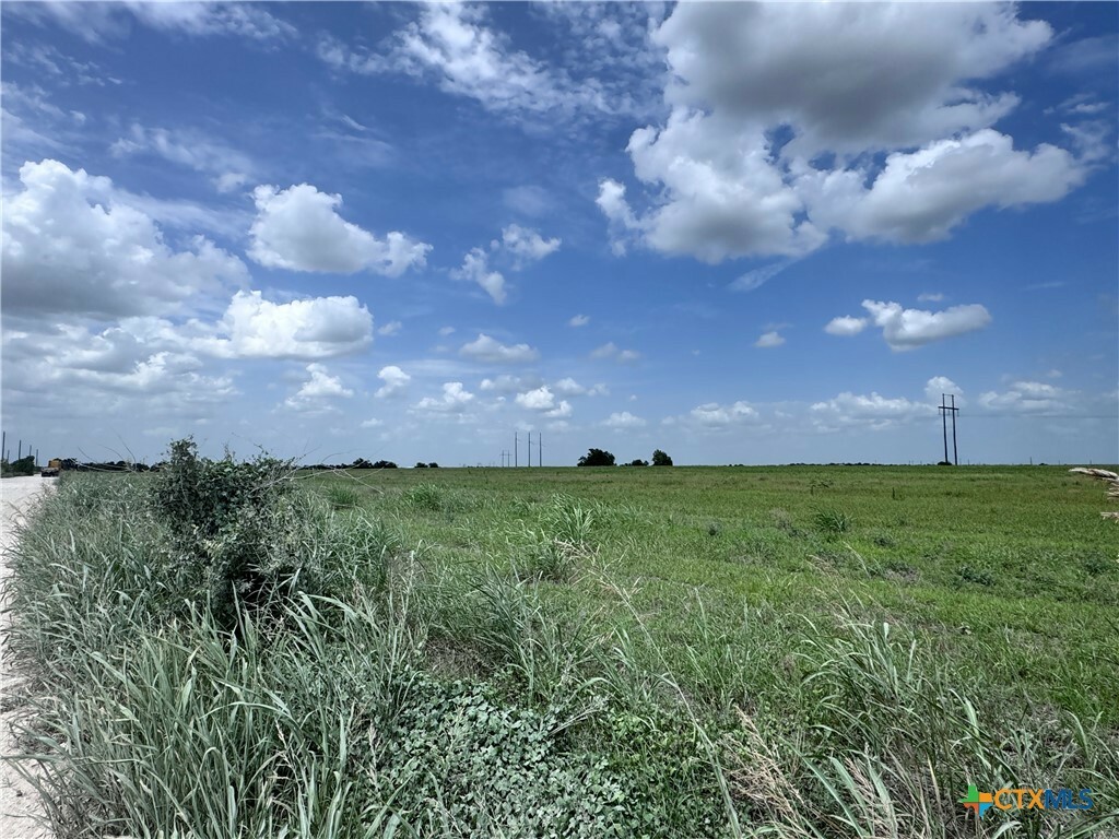 35 Ih  Jarrell TX 76537 photo