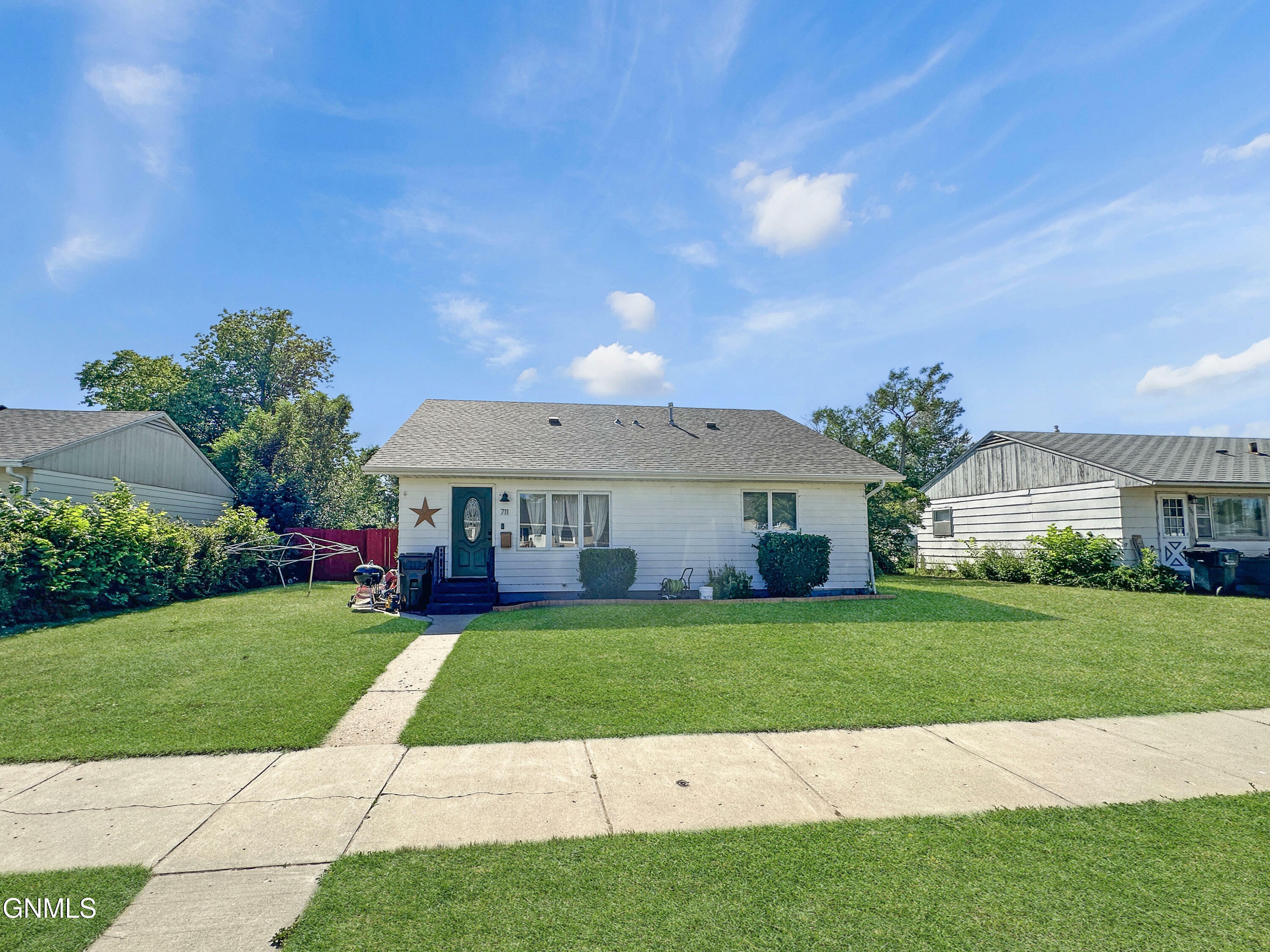 Property Photo: 711 13th Avenue W ND 58801