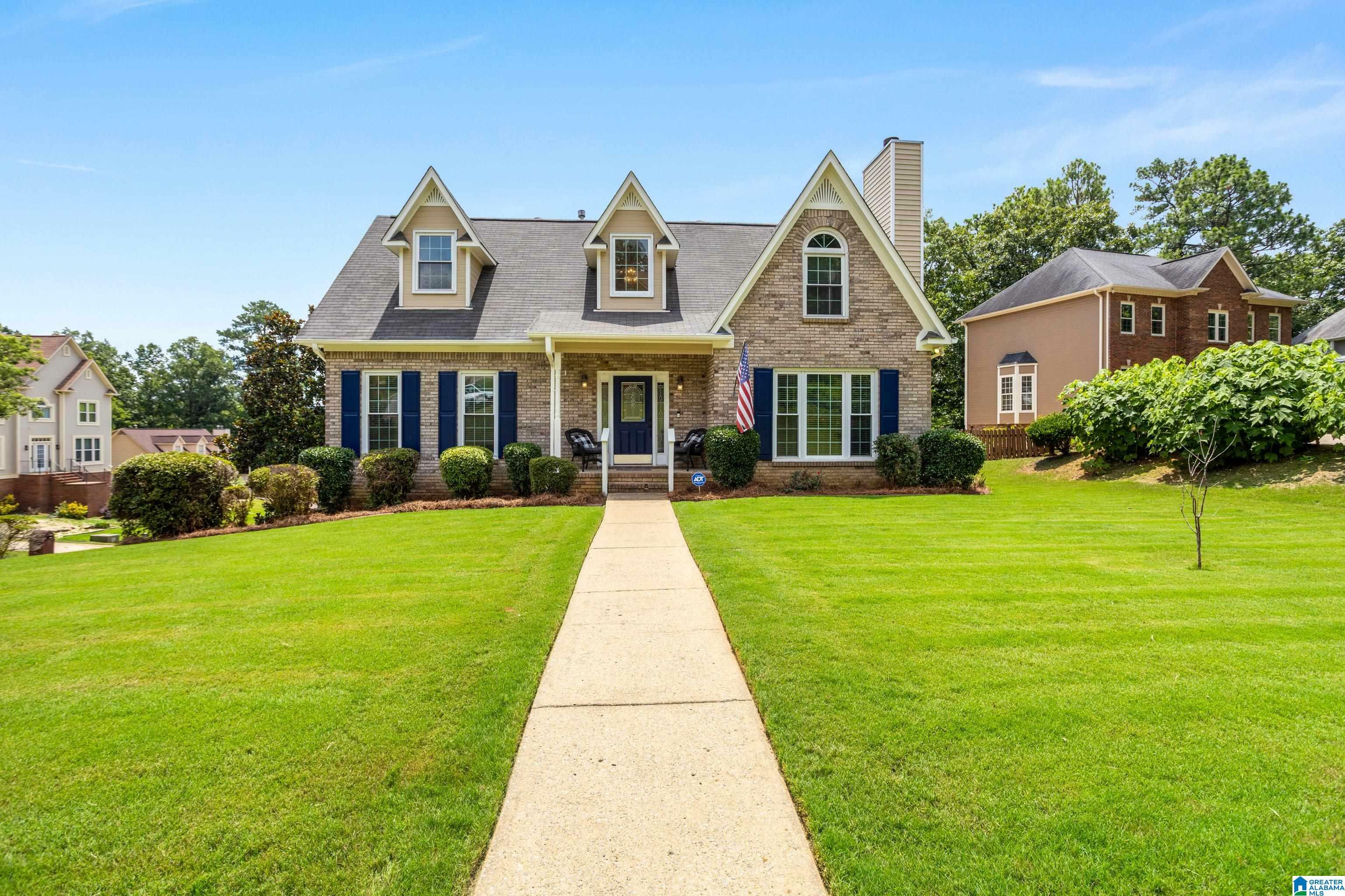 600 Crest View Circle  Hoover AL 35244 photo