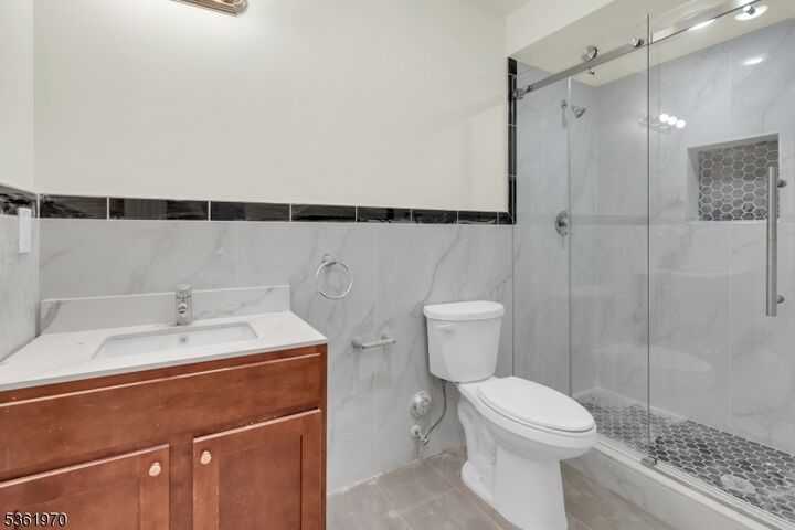 Property Photo: 61 N 7th St 1 NJ 07107