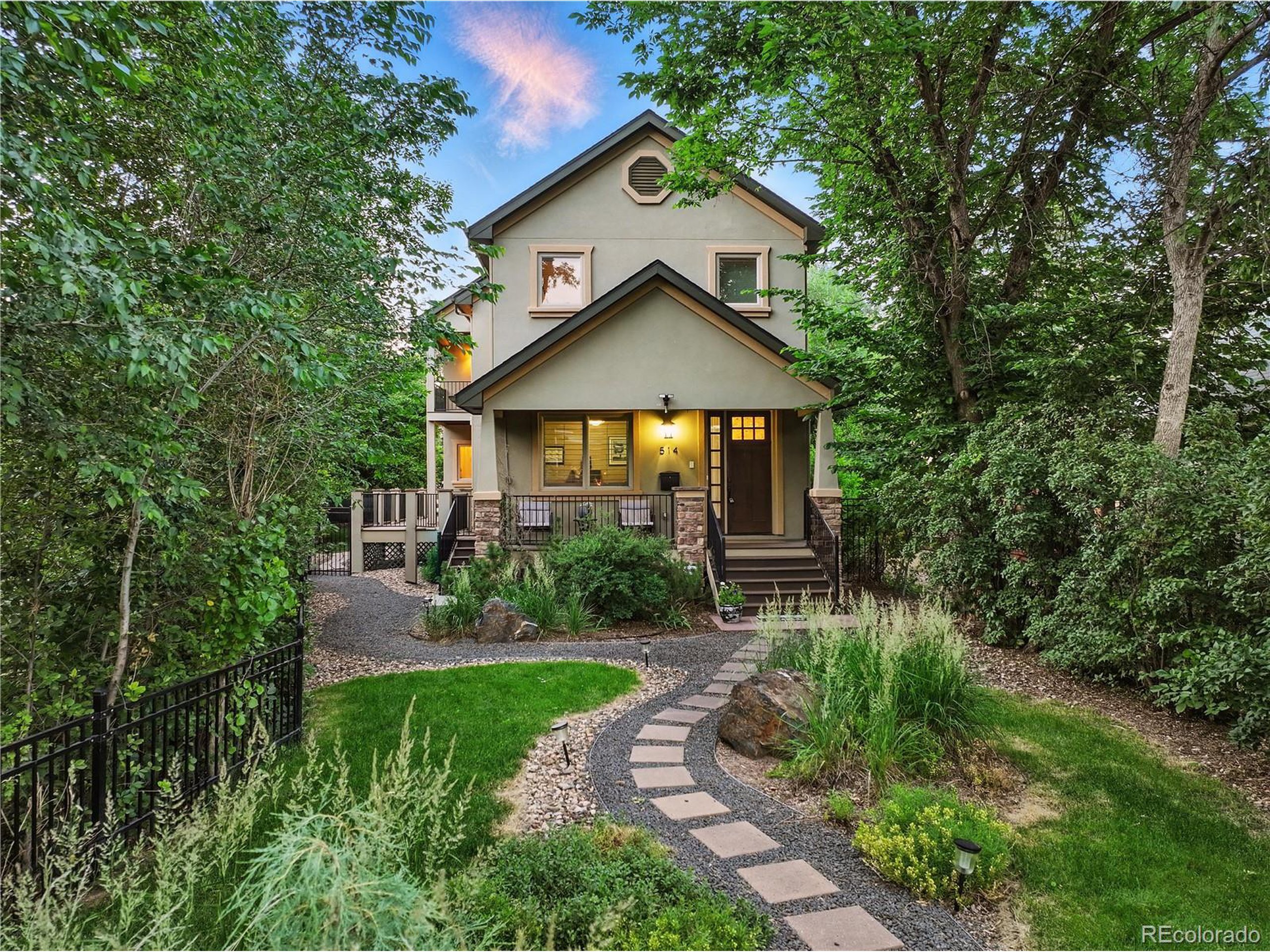 Property Photo: 514 E Bijou St CO 80903
