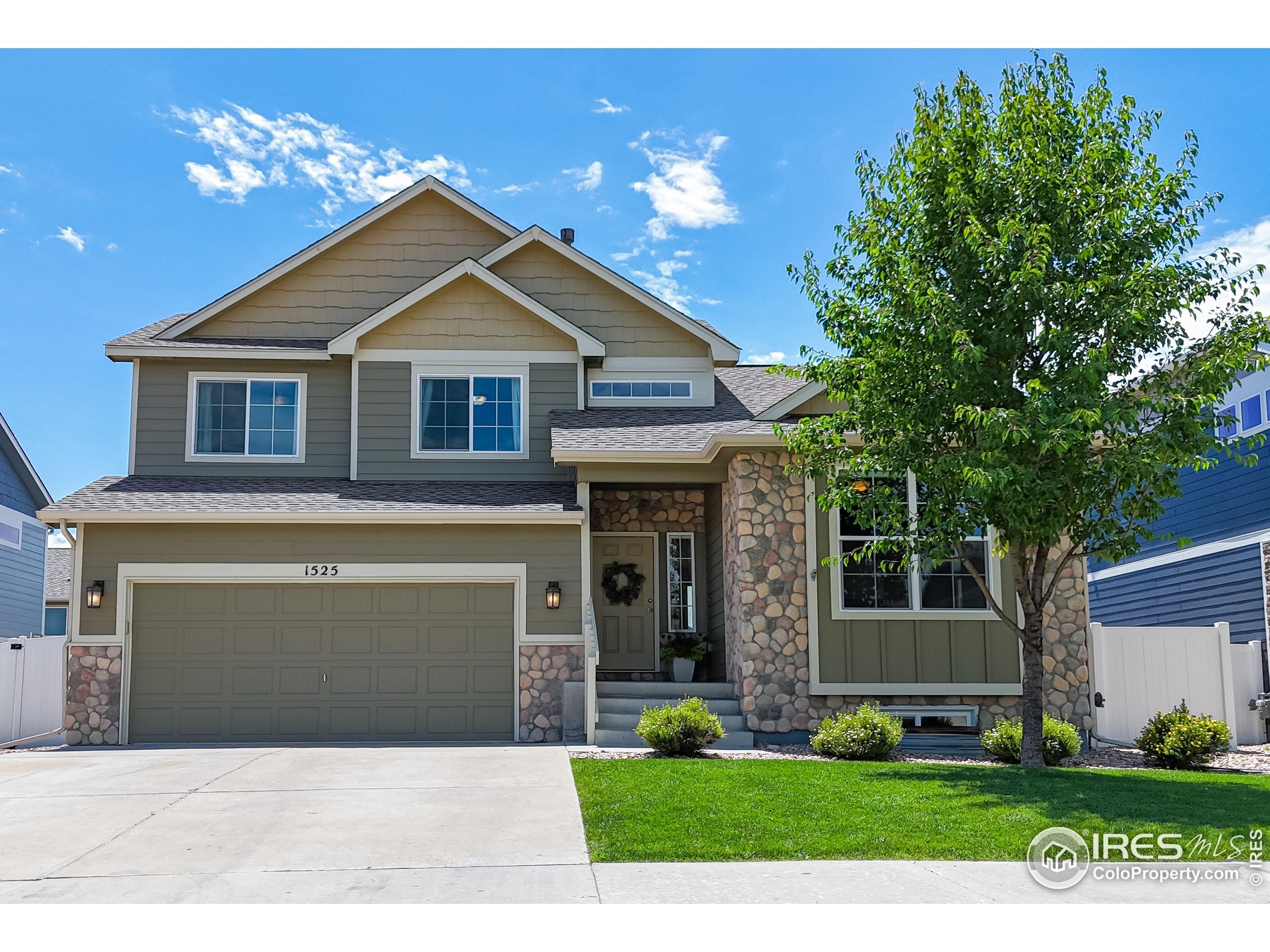Property Photo: 1525 Skimmer St CO 80513