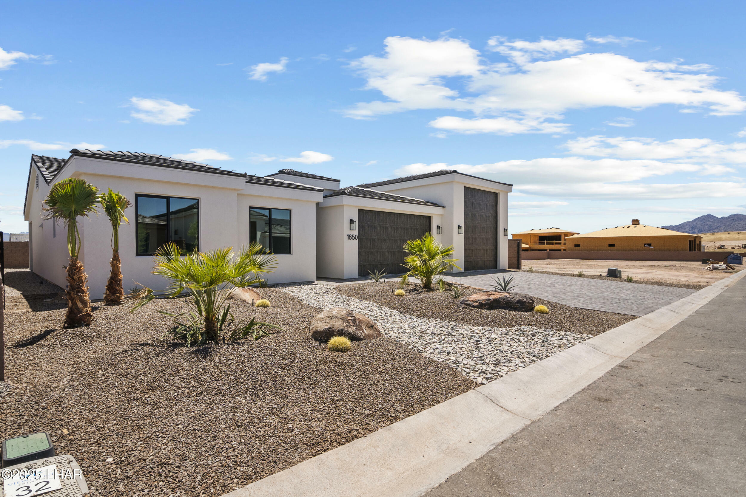 Property Photo: 1650 E Pamela Dr AZ 86404
