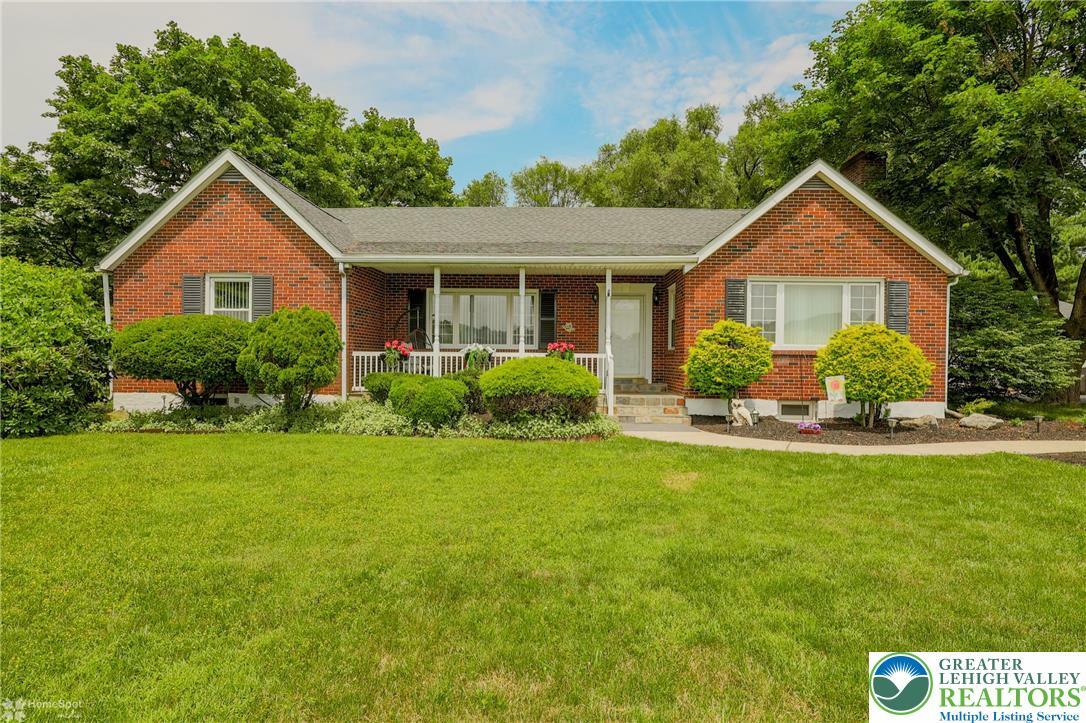 Property Photo: 5755 Green Pond Road PA 18045
