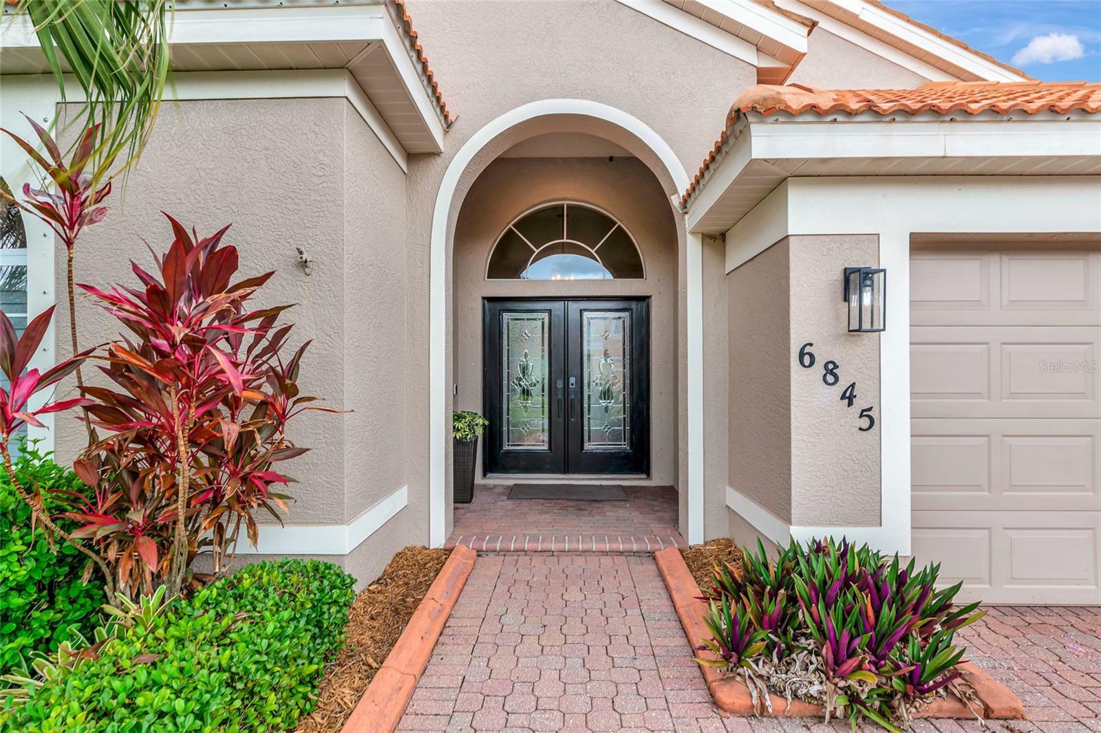 Property Photo: 6845 74th Street Circle E FL 34203