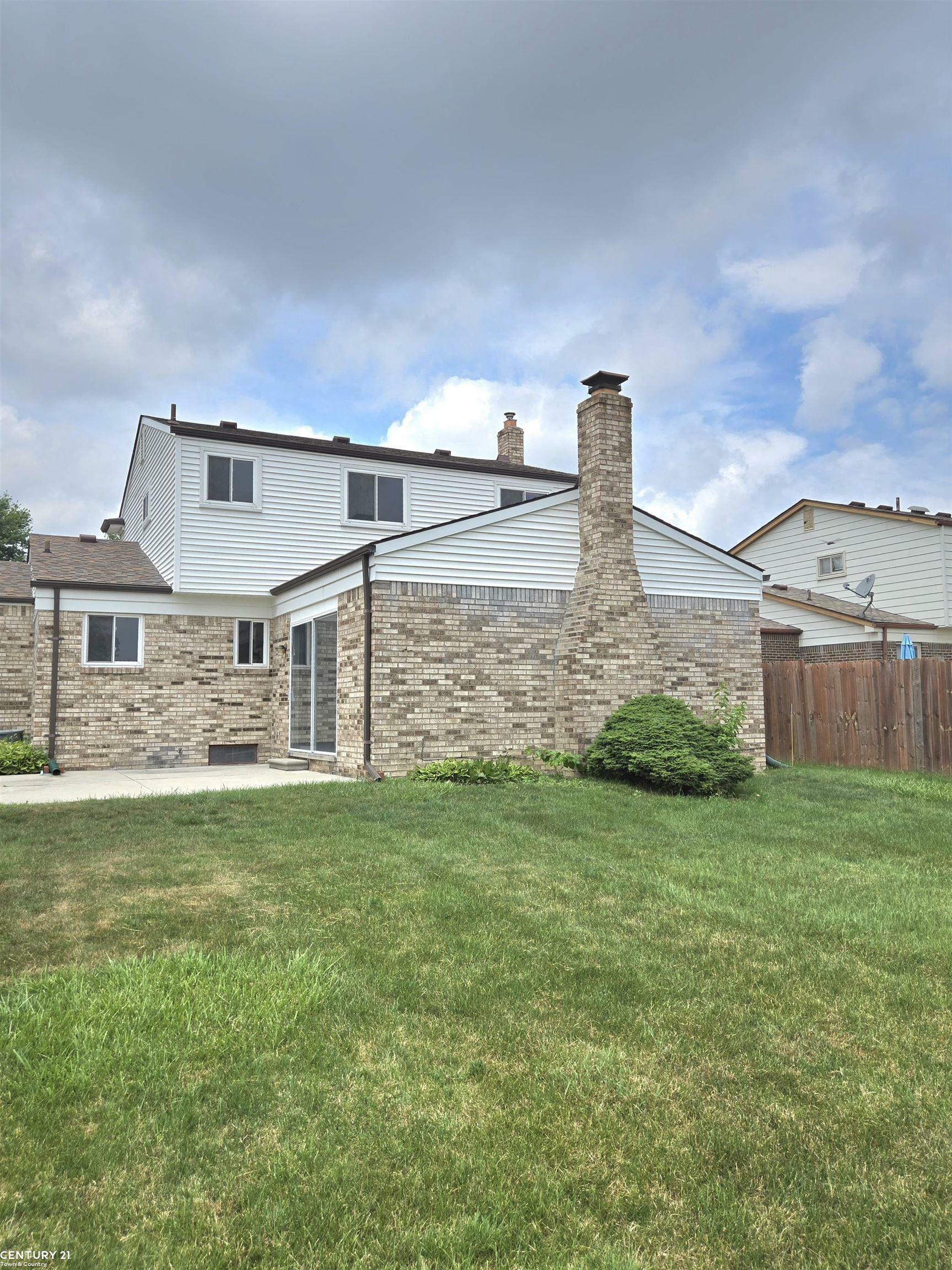 Property Photo: 37742 Evergreen Dr Drive MI 48310