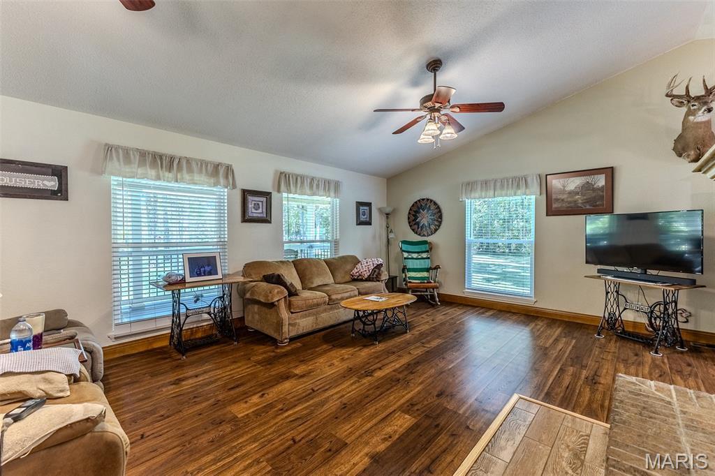 Property Photo: 24900 Englewood Lane MO 65536