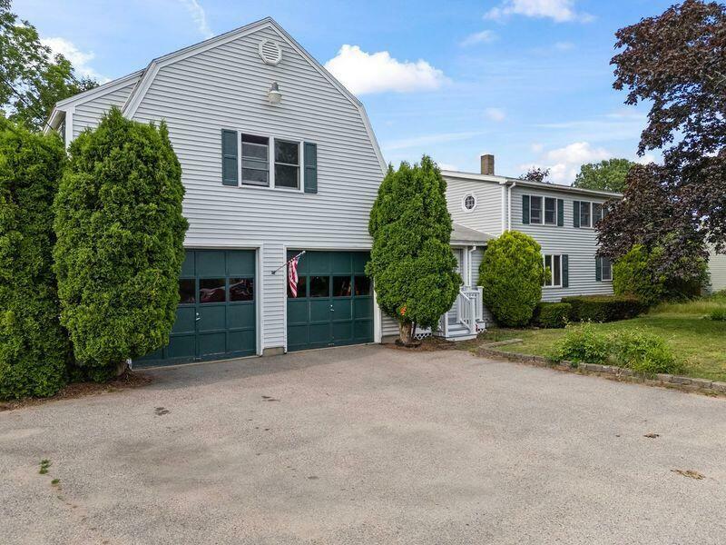 Property Photo: 93 Sanford Road ME 04090