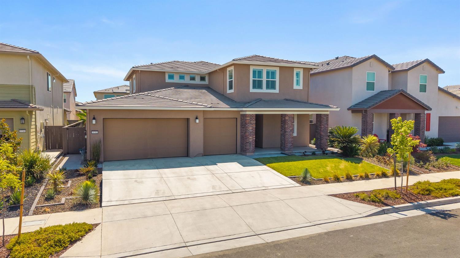 Property Photo: 5732 Alloway Street CA 95835