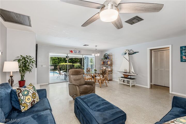 Property Photo:  211 W Flamingo Circle  FL 34145 