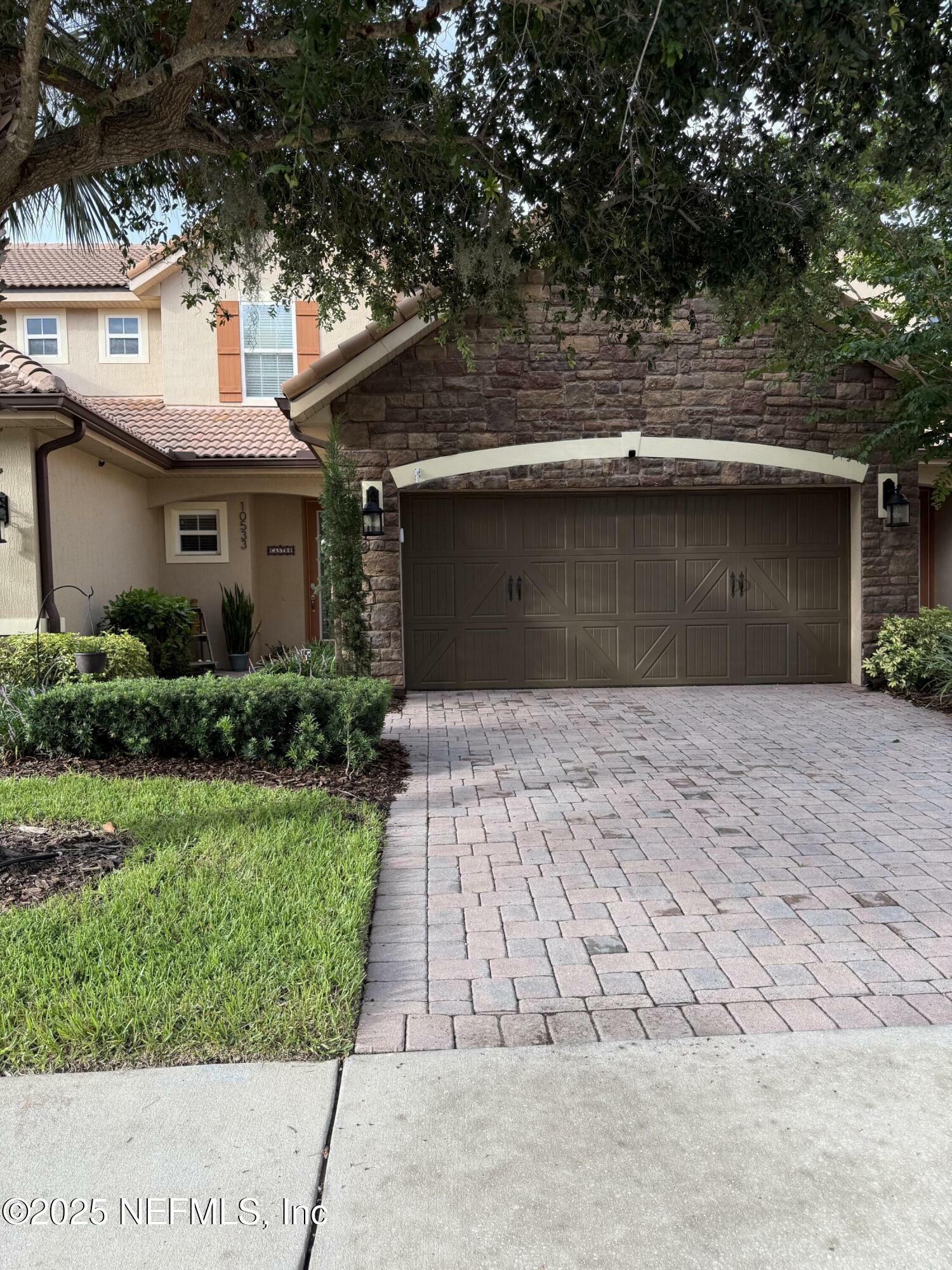 Property Photo: 10533 Belfry Circle FL 32832