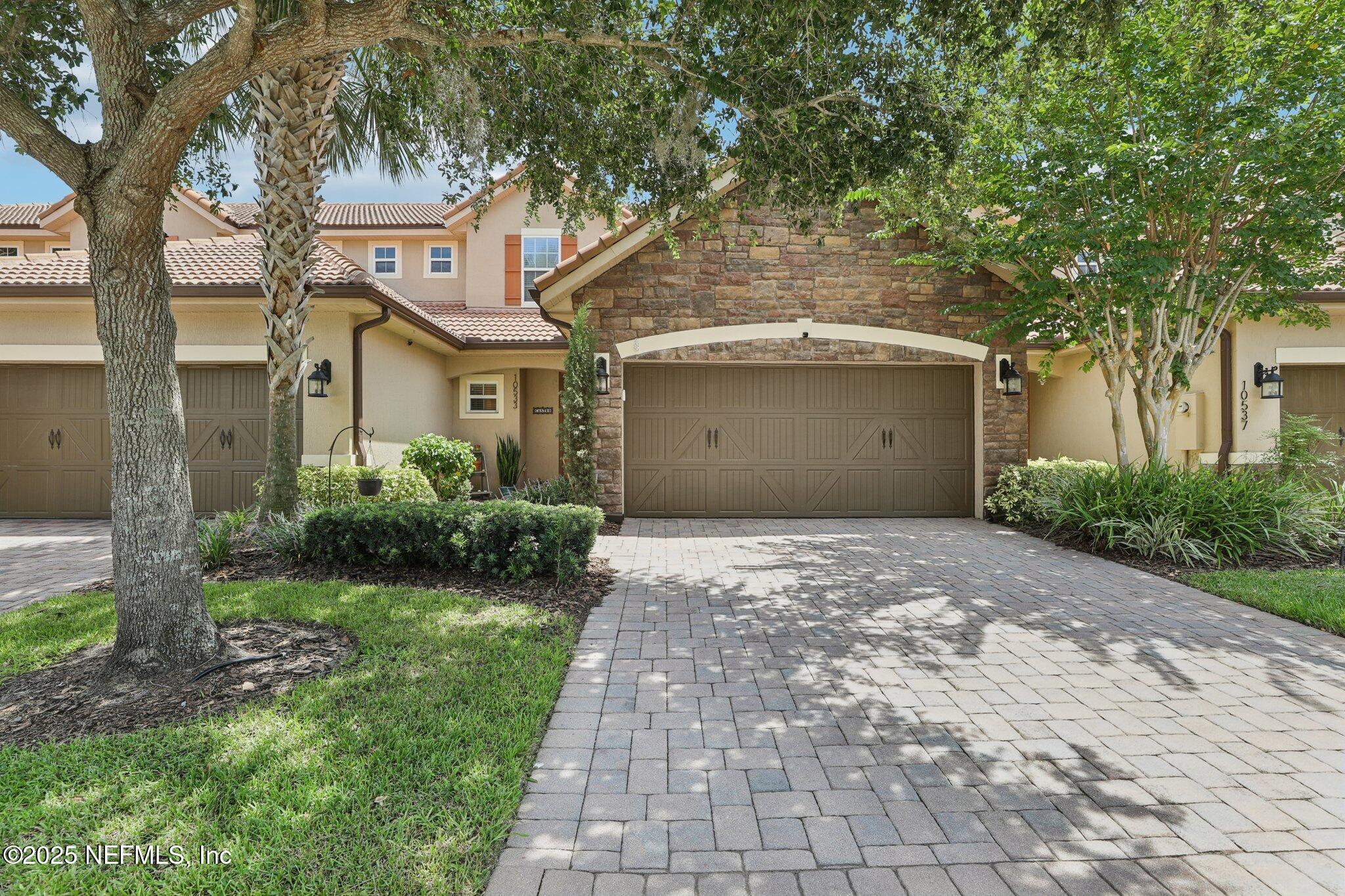 Property Photo: 10533 Belfry Circle FL 32832