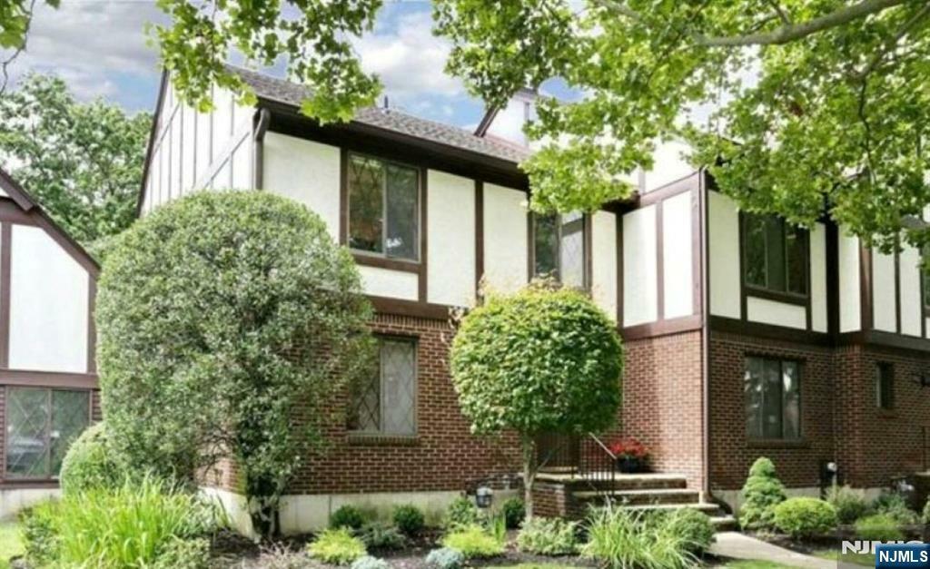 Property Photo:  518 S Piermont Avenue  NJ 07675 